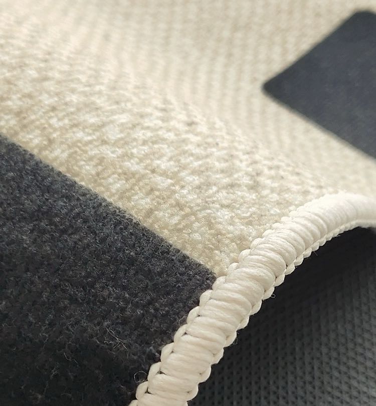 Nordic Style Minimalist Black and White Dot Carpet