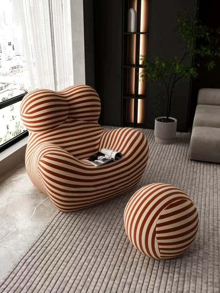 Creative Embrace-style Single Sofa