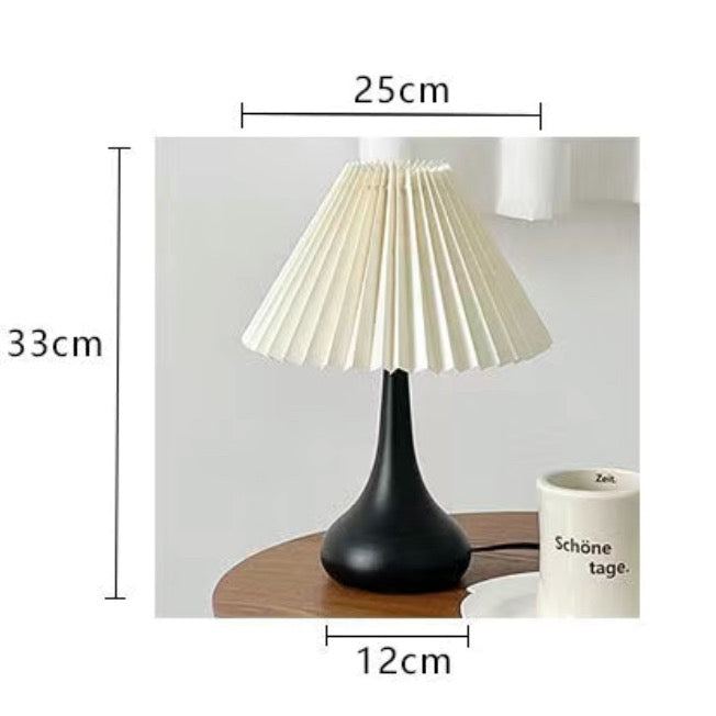 Nordic Style Black and White Minimalist Table Lamp