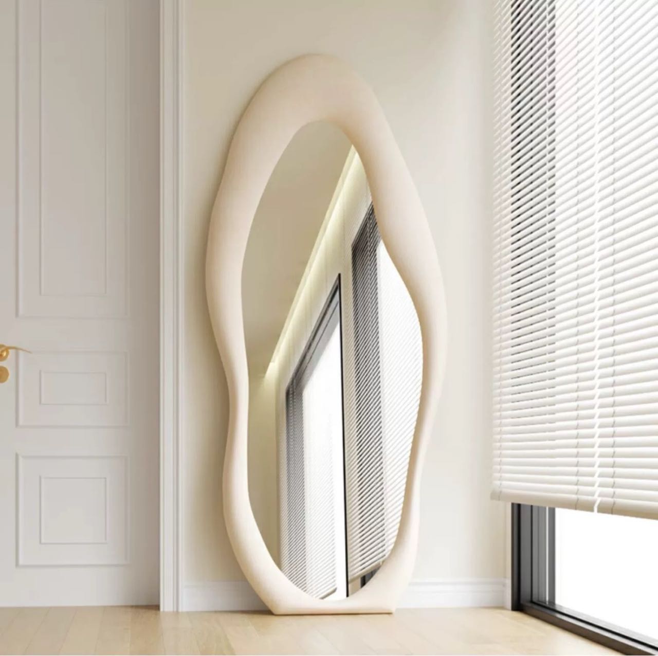 INS Style Cloud-Shaped Full-Length Mirror