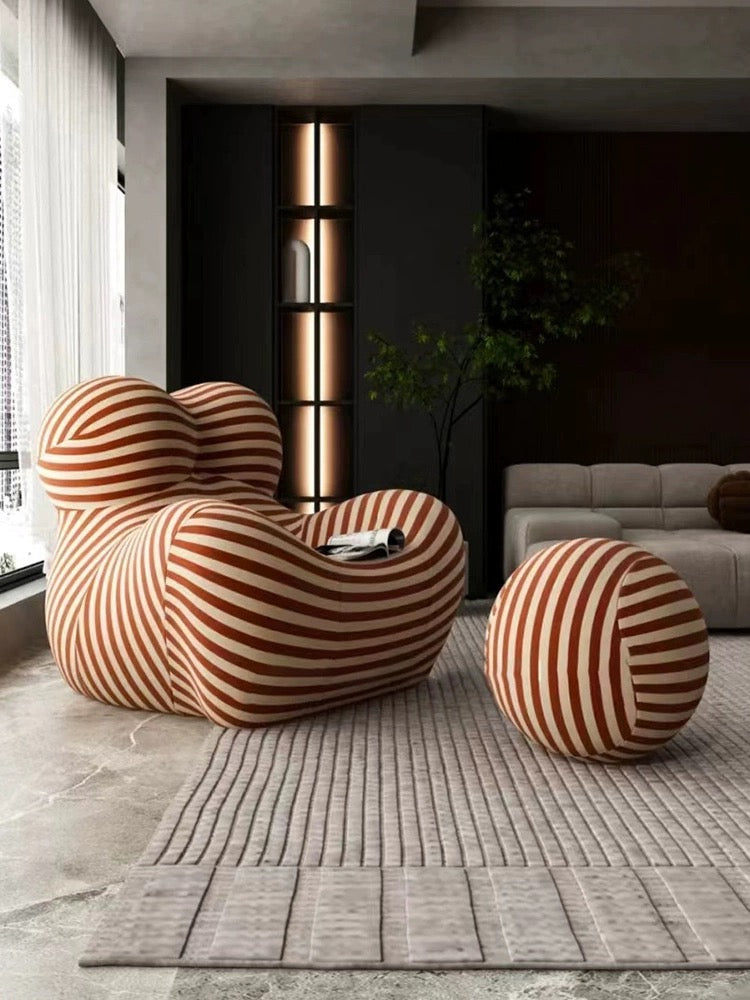 Creative Embrace-style Single Sofa