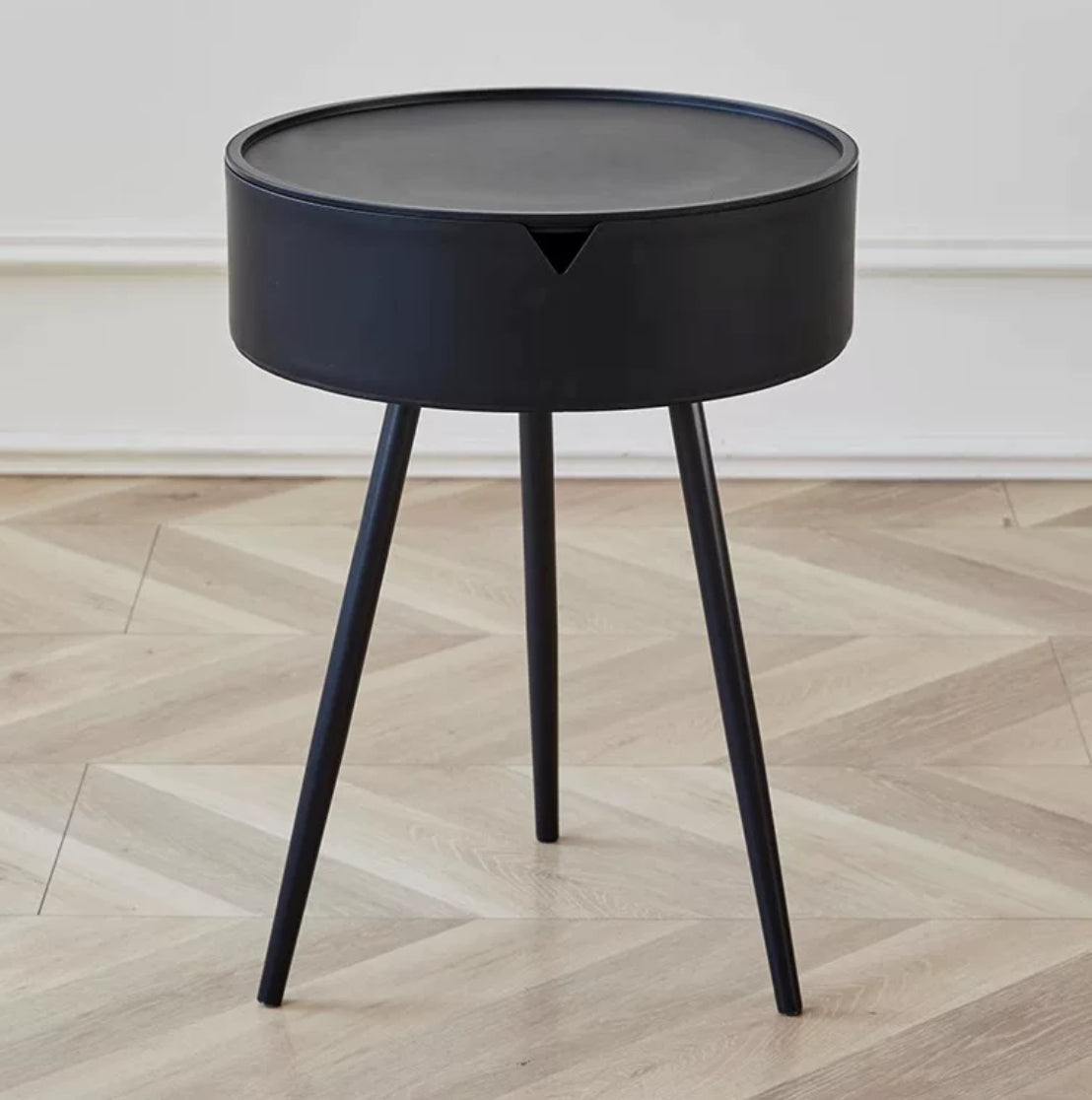 Minimalist Modern Style Side Table