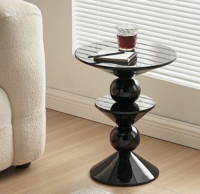 Minimalist Black Coffee Table